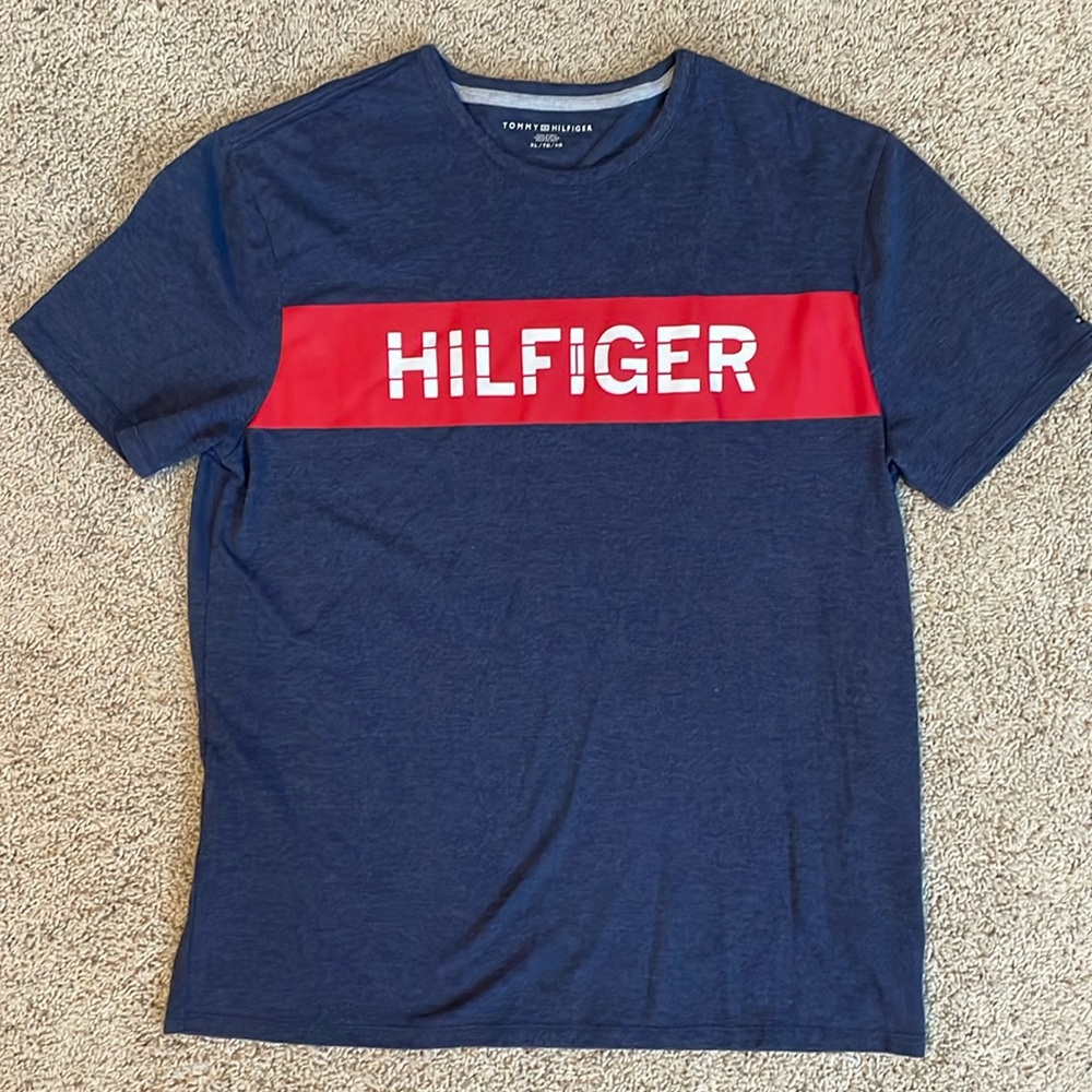 Men’s TOMMY HILFIGER Shirt.